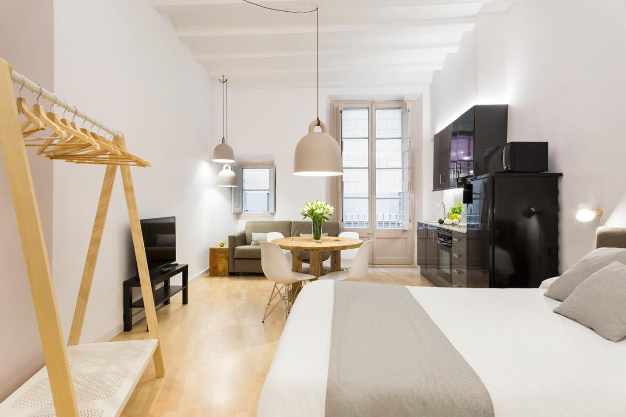 Ola Living Cnd Canuda Barcelona Exterior photo